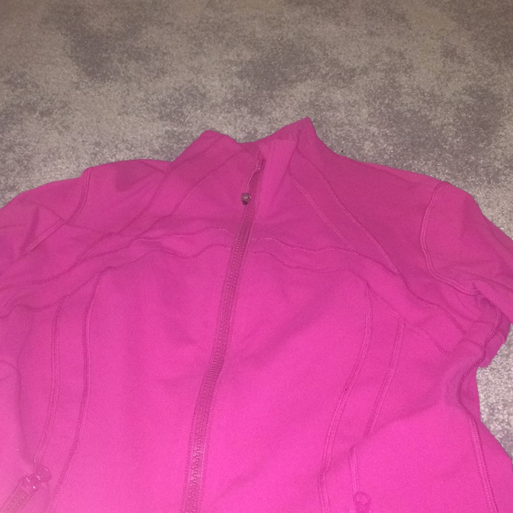 Lulu Lemon define jacket